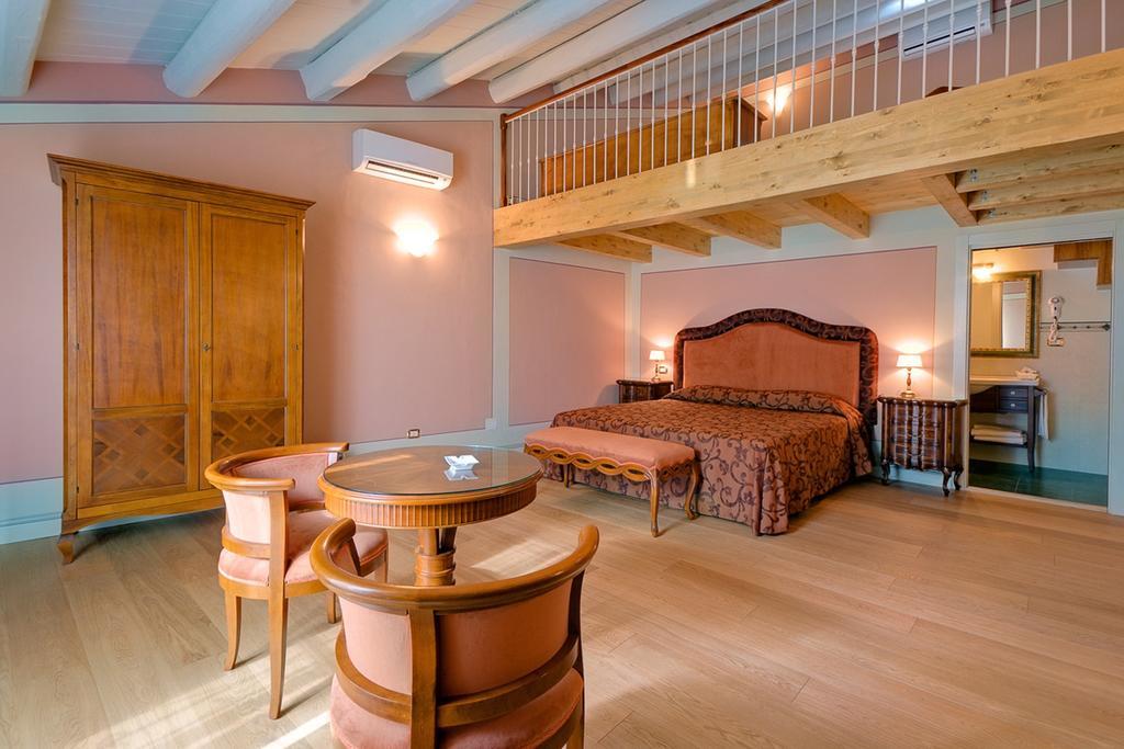 Bed and Breakfast Il Vicolo Relais Sirolo Pokoj fotografie